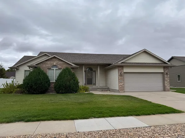 1411 N Turner Ave, Hastings, NE 68901