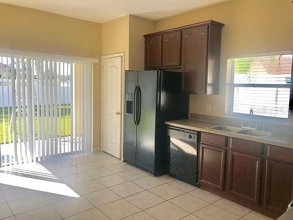5th image of 105 Coral Reef Ct