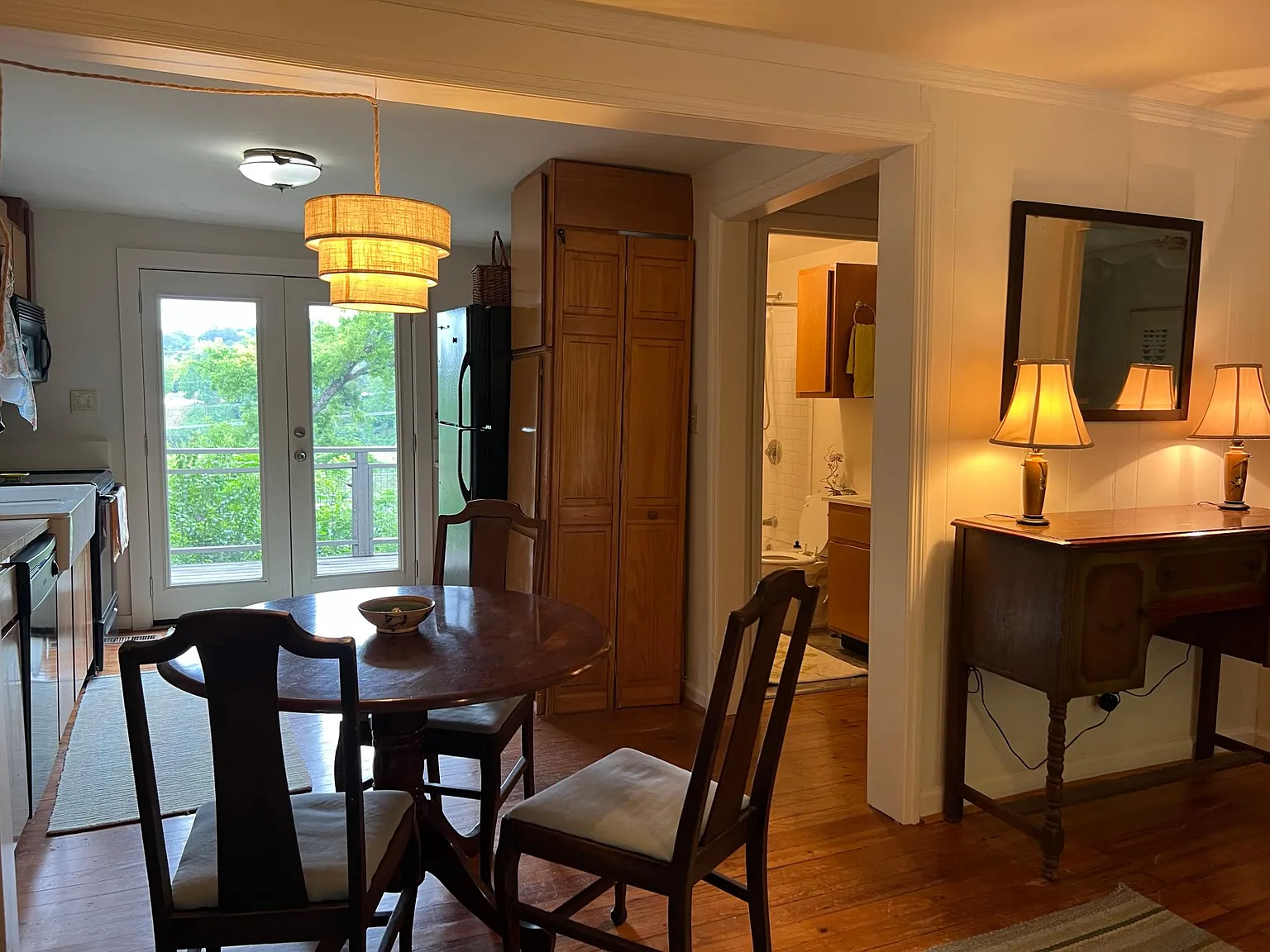 2 bed, 624 sqft, $1,400 — Photo 3