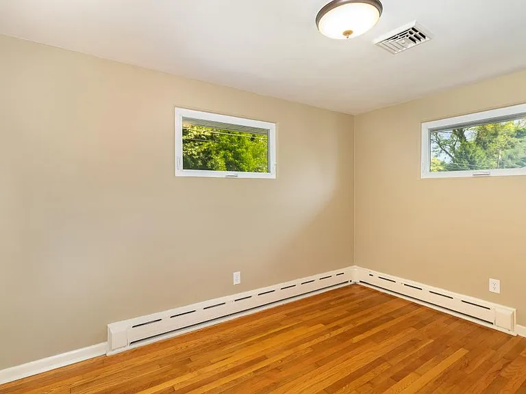 24 Cornell Dr — Photo 14
