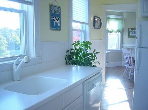 Kitchen photo 2