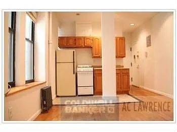220 E 5th St #5 photo 1