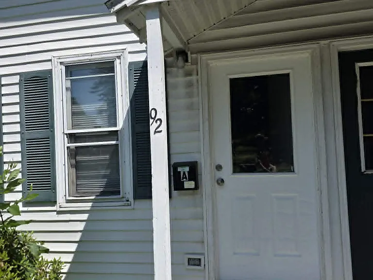 92 Maple St #A — Photo 15
