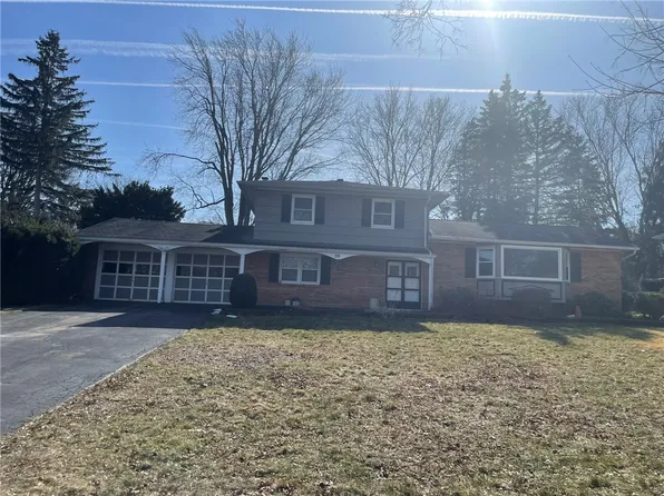 39 Rocmar Dr, Rochester, NY 14626