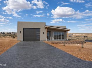 12 Sumner Cv, Page, AZ 86040