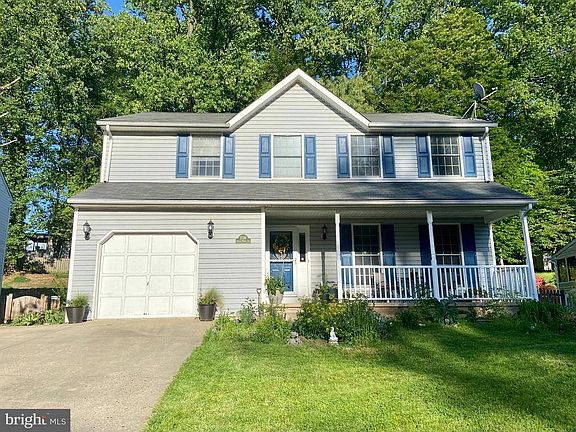 2nd image of 2739 Singer Woods Dr