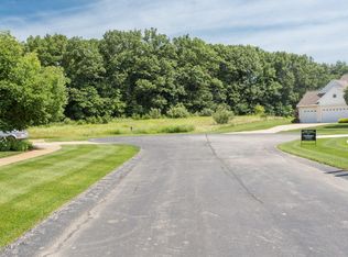 8755 Olde Meadow Dr NE, Rockford, MI 49341