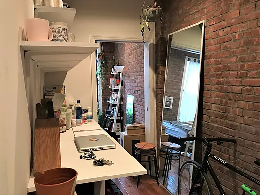 Rented by WRE Group | media 28