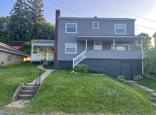 327 Juniper Ln, Tarentum, PA 15084