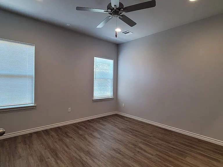 104 Peruna Dr — Photo 6