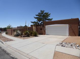 10115 Arroyo Bend Dr NW, Albuquerque, NM 87114