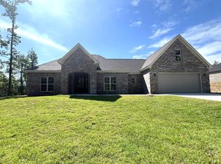 5 E Jenkins Rd, Ellisville, MS 39437