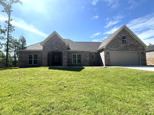 5 E Jenkins Rd, Ellisville, MS 39437