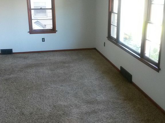 5th image of 753 E 33rd St