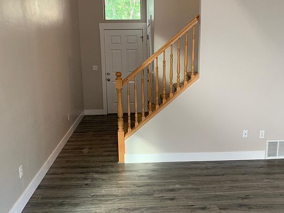 2nd image of 2579 N Elm Dr