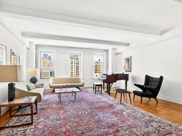 118 Riverside Drive image 1 of 19