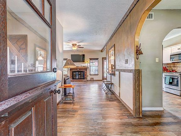 4th image of 20622 Cat Springs Ct