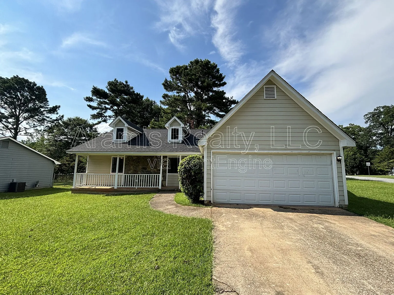 3086 Drexel Ln photo 1
