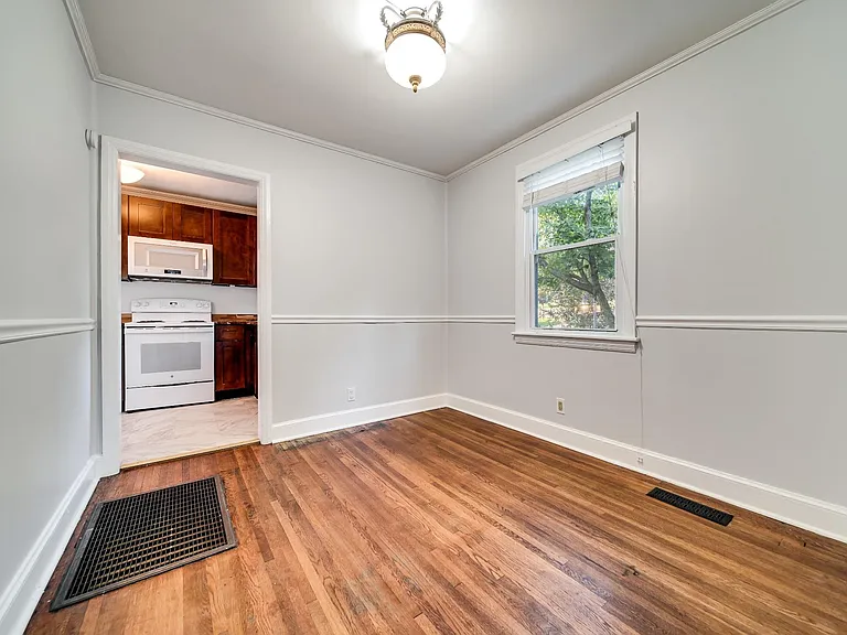 1315 Saturn Dr — Photo 10