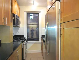 Rented by City Connections Realty