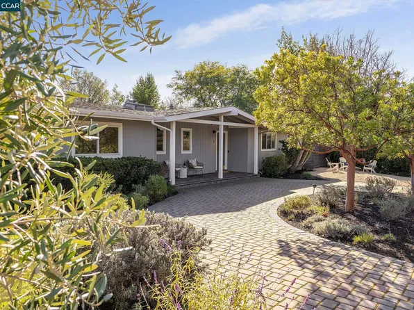 3 Beaconsfield Ct, Orinda, CA 94563