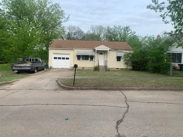 130 N Chickasaw Ave, Bartlesville, OK 74003
