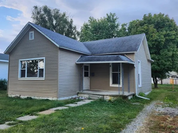 2317 Richmond Ave, Mattoon, IL 61938