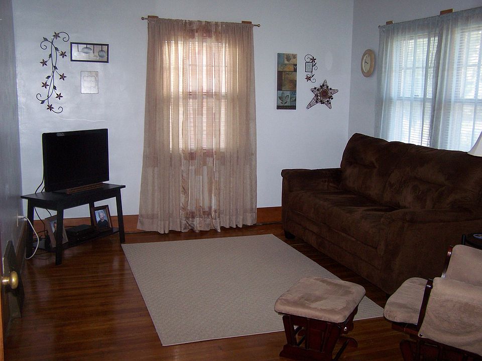 1510 W 6th St, Hastings, NE 68901 Zillow