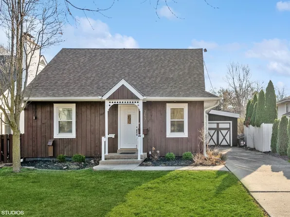257 Latrobe Ave, Northfield, IL 60093