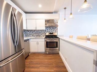 Summit House, Guttenberg, NJ 07093