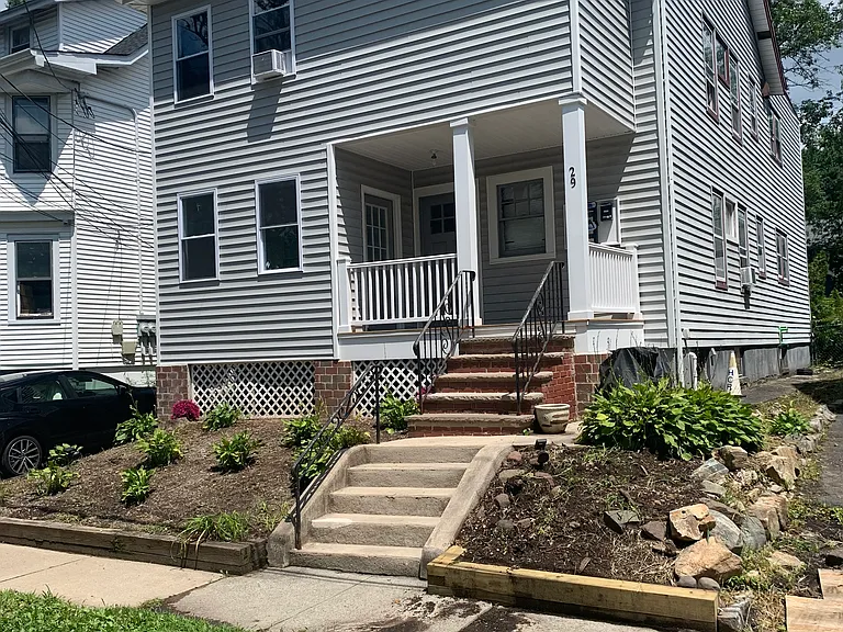 29 Boyden Pkwy S #R2 — Photo 1