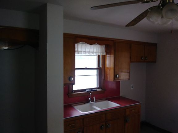 5th image of 437 N Dunlap Ave