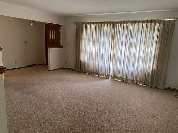 Entrance to the Living Room.