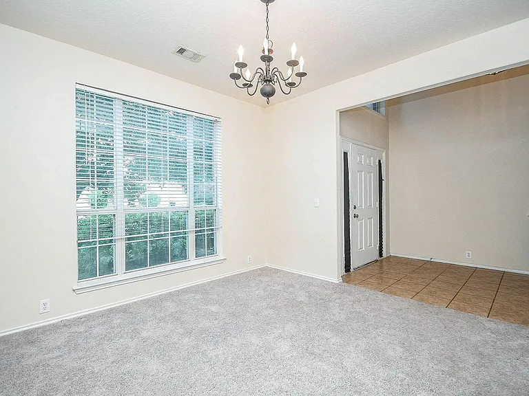 3015 Darby Brook Dr — Photo 3