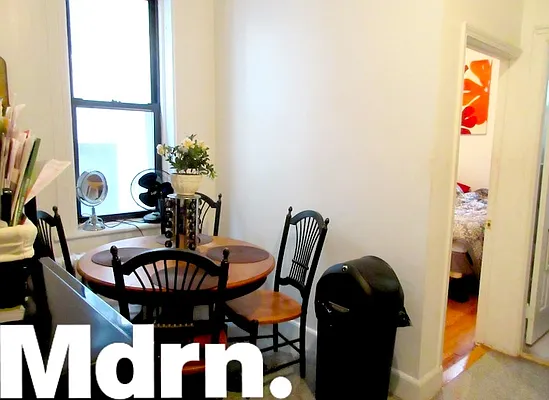 Rented by Mdrn Residential | media 12