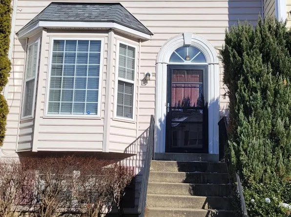 11520 Leland Pl, Waldorf, MD 20601