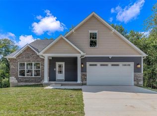 375 Westglen Village Dr, Ballwin, MO