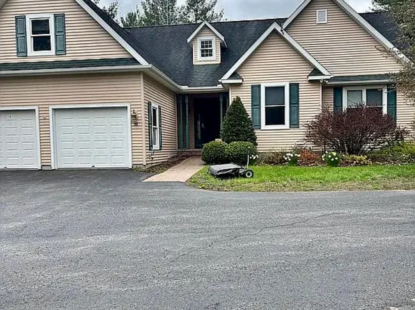 30 Summit Dr, Peru, NY 12972