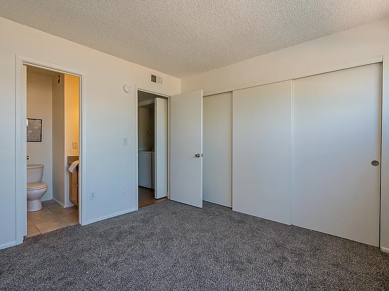 11640 N 51st Ave #246 — Photo 16