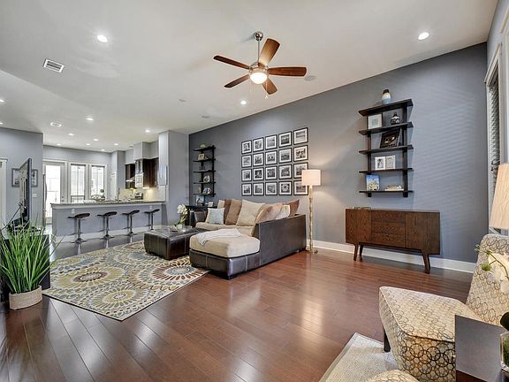 5th image of 2520 Bluebonnet Ln #31
