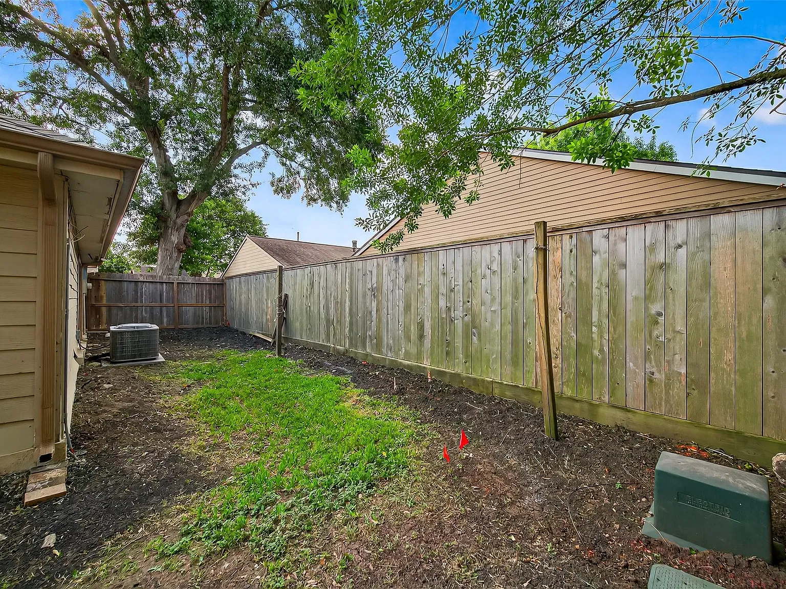 3 bed, 2.0 bath, 1865 sqft, $1,950 — Photo 4