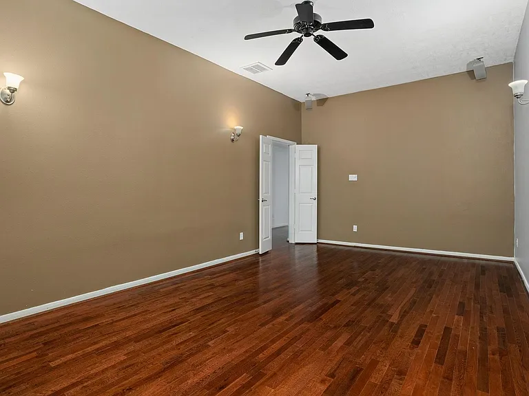 6703 Forsythe Ln — Photo 32
