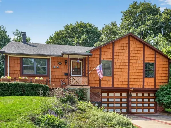 519 Trevis Ave, Belton, MO 64012