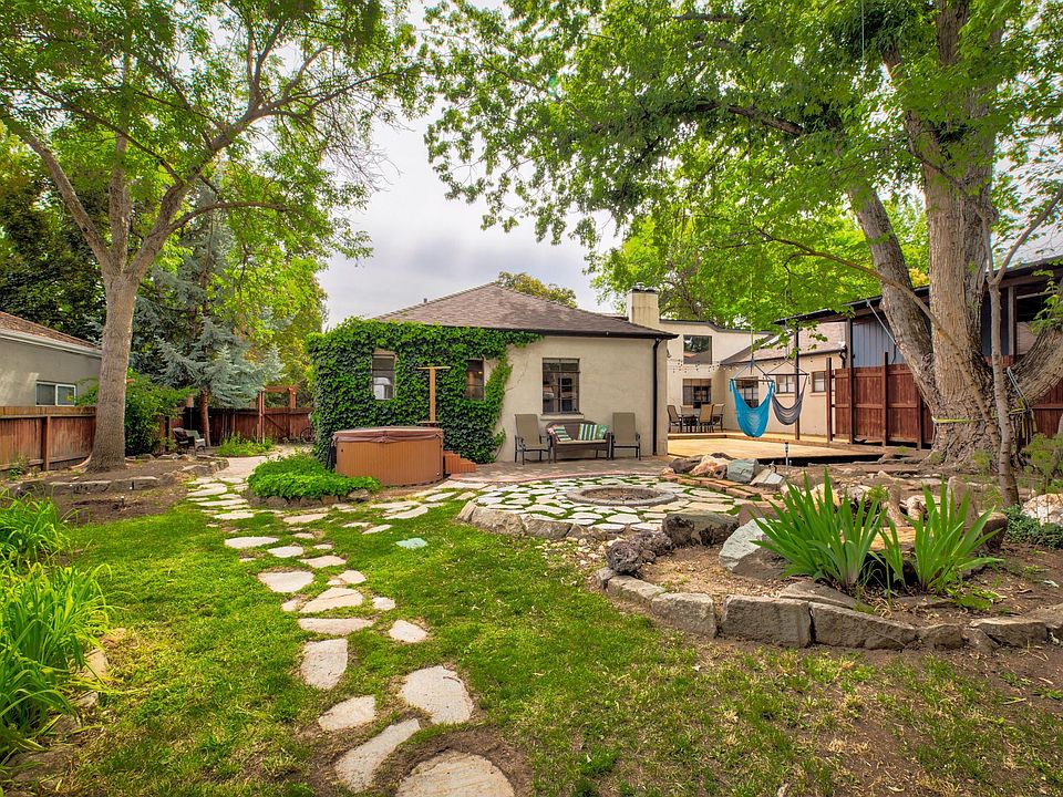 shared back yard