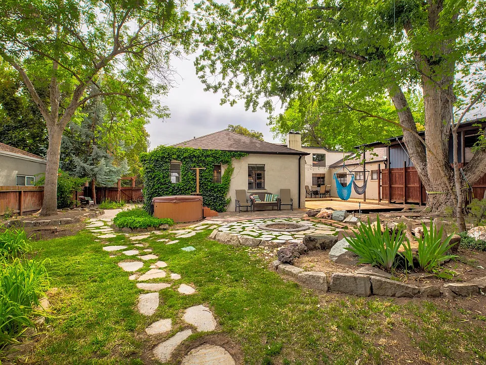 shared back yard