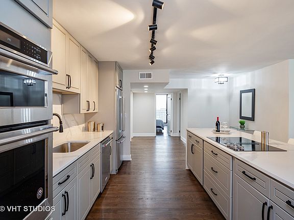 5th image of 1212 N Lake Shore Dr APT 26CS