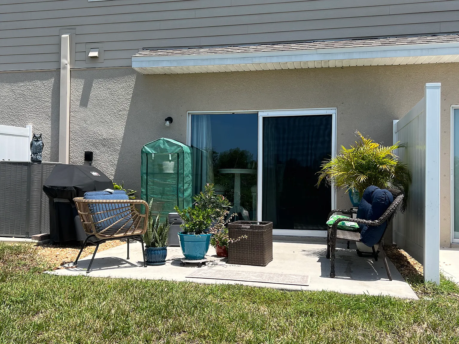 1 bed, 1373 sqft, $1,100 — Photo 2