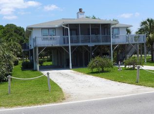 2903 Palmetto Blvd, Edisto Island, SC 29438