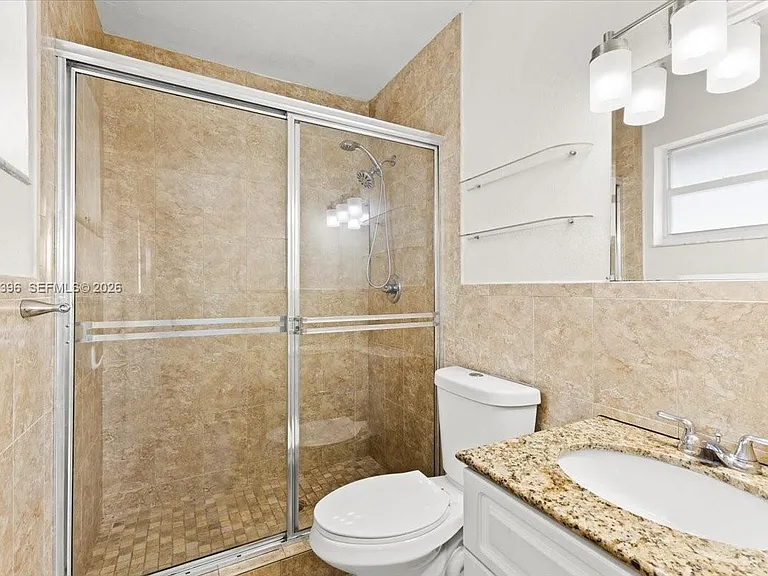 2323 Van Buren St #208 — Photo 15