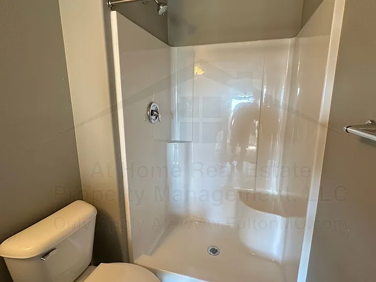 506 Commons Dr — Photo 26